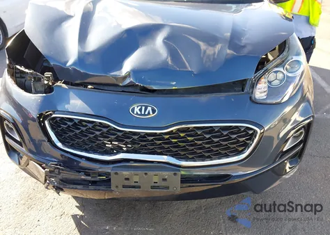 2021 Kia Sportage Lx z USA, uszkodzony, nr VIN KNDPMCACXM7942535